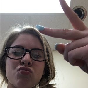 Meet your Posher, Catherine